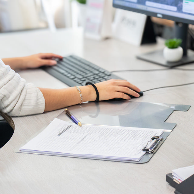 Porte-bloc à rabat, Aluminium, A4, Portrait