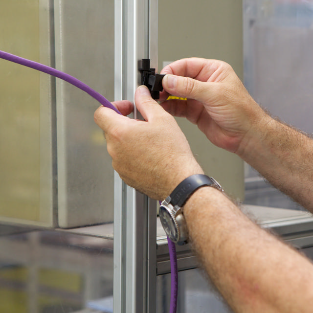 Accessoires T-Clip, porte-câbles